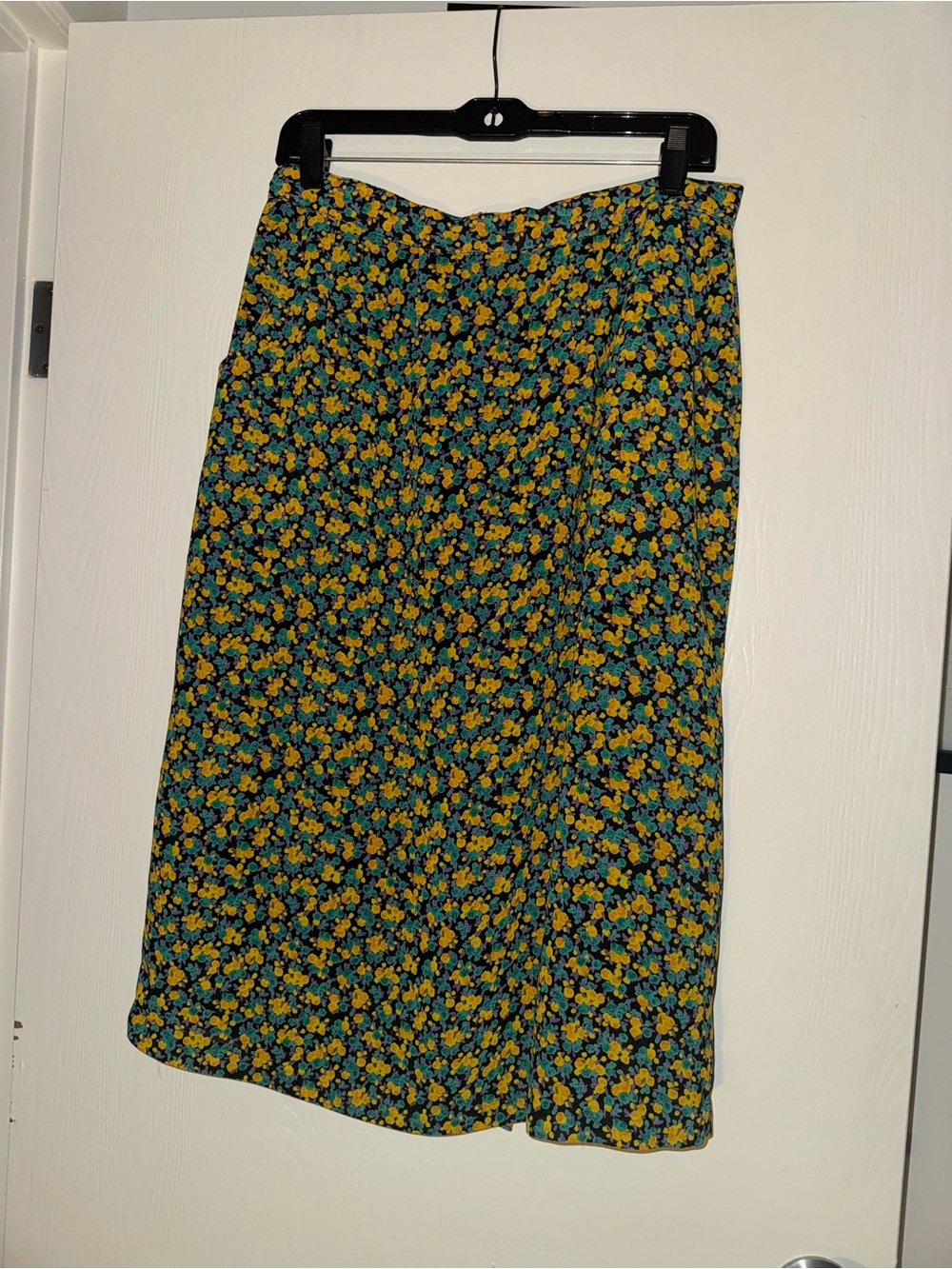 Vintage Floral Mid-Length Skirt
